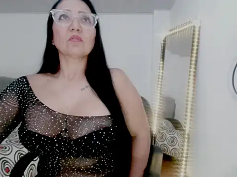 Snapshot of Hanna-33 chatting on September 23, 7:56 pm Hanna-33 online show from September 23, 7:56 pm