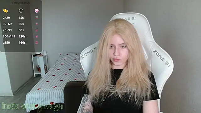 LizaKisses online show from February 9, 8:38 am