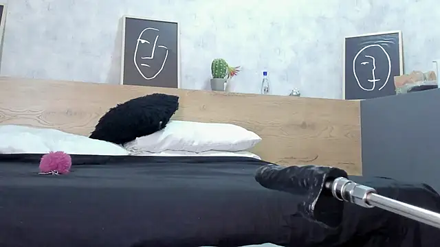 karina gomez 18 online show from April 8, 11:34 am