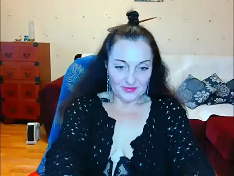 Alice3694 online show from February 9, 5:43 am