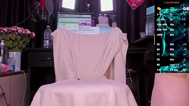 Raissa sky26 online show from December 17, 4:05 am