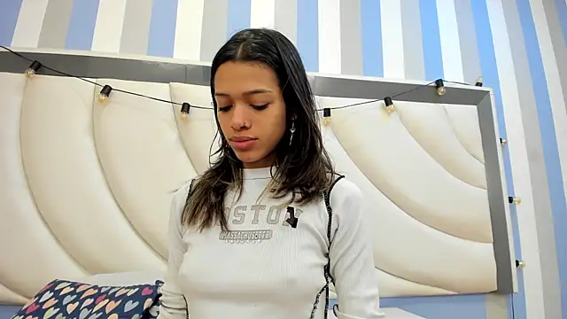 BritneyCollins online show from March 31, 1:22 pm