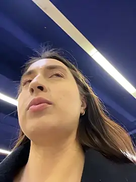 Holly Play online show from January 13, 1:15 pm