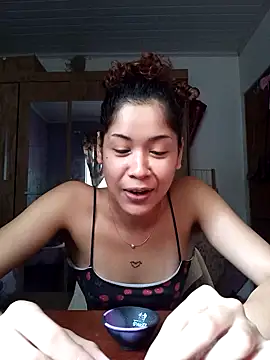 Snapshot of Caccau_scorpion chatting on October 31, 11:58 am Caccau scorpion online show from October 31, 11:58 am