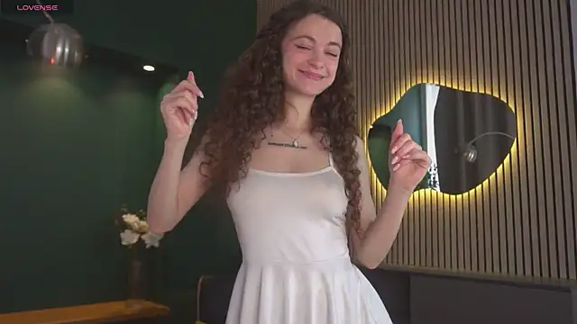 Curly Moon online show from July 7, 6:47 am