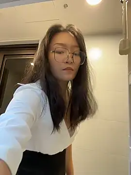 wt0314 online show from July 5, 1:17 pm