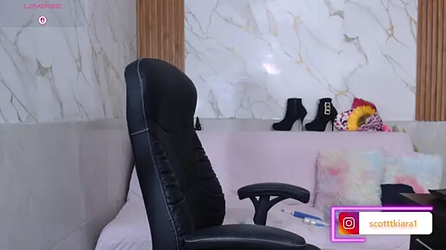 kiara scottt online show from June 27, 12:22 pm