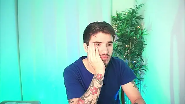 dam0n fr0st online show from December 19, 12:48 am