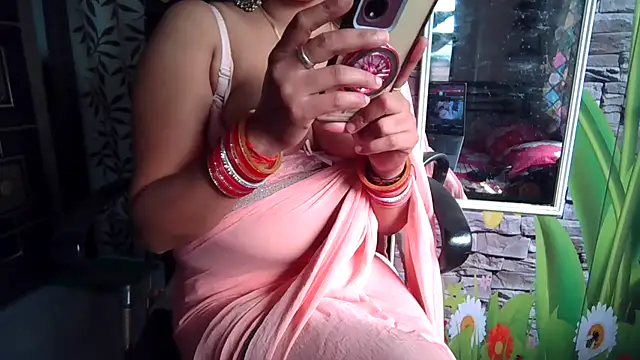 cuty-riya143 online show from January 6, 9:24 am