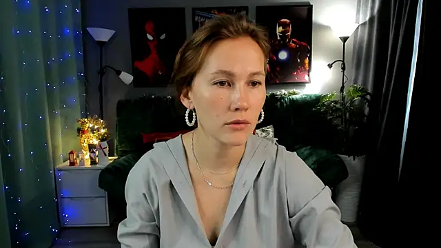 MichelleOrtis online show from December 15, 6:40 am