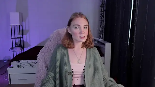 ReddHotPipper online show from October 27, 3:13 am