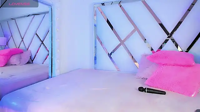 sexyy kitty18 online show from March 5, 12:34 pm