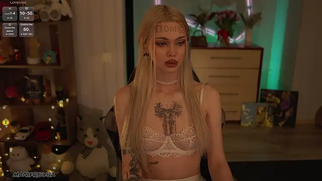 ManiFreyja online show from March 9, 6:55 pm