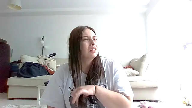 Krystal Tx online show from May 3, 4:54 pm