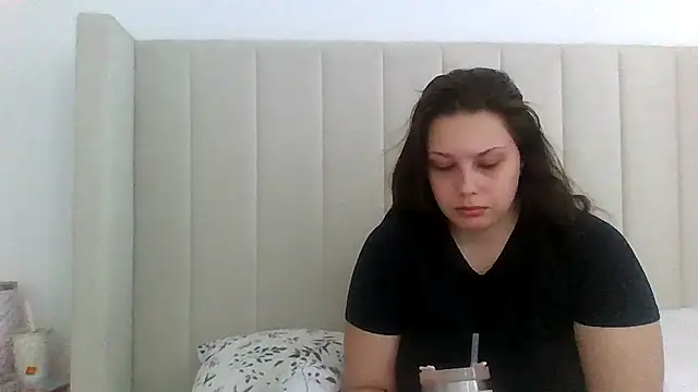 Krystal Tx online show from August 5, 1:39 pm