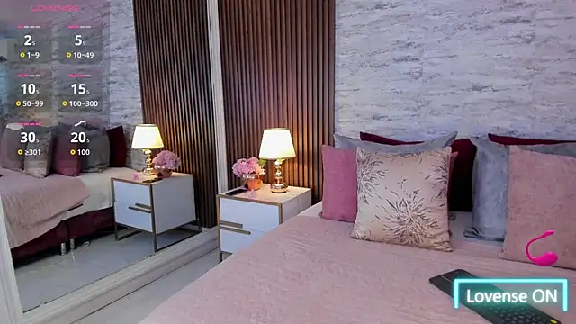 MadisonHunter2024 online show from November 10, 7:42 pm