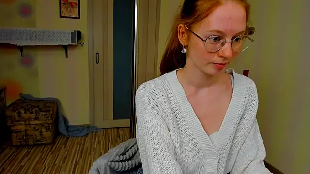 Fire Luna online show from October 6, 4:51 am