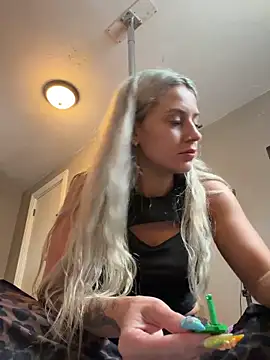 lexybabyxo online show from June 19, 1:25 pm