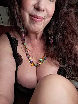 GypsyEsmeralda online show from May 25, 5:01 pm