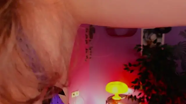 lea belle  online show from September 26, 6:27 pm