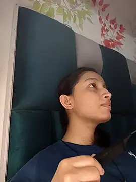 Aleena Rai online show from September 11, 8:42 pm