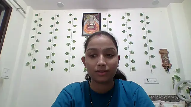 Aleena Rai online show from November 5, 8:03 pm