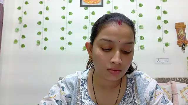 Aleena Rai online show from November 4, 7:52 pm