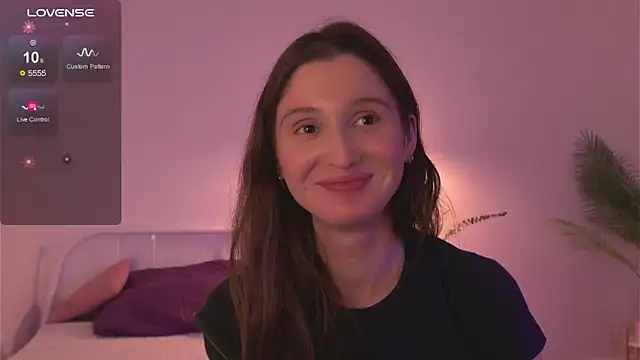 Snapshot of tender_babyy chatting on September 21, 1:43 pm tender babyy online show from September 21, 1:43 pm