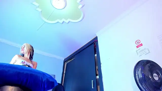 Eyleen Santos online show from February 1, 7:56 pm