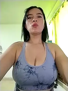 hailey85 online show from May 9, 6:10 pm