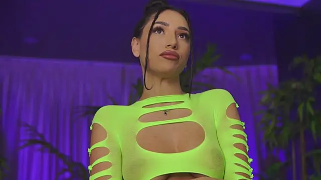 GinaValentinna online show from April 4, 7:23 pm