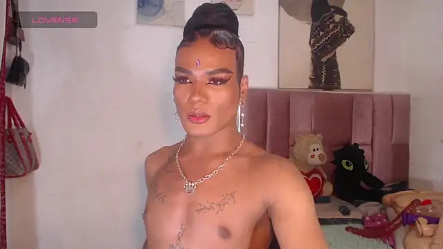 DIRTY DOLL BIGCOCK online show from November 15, 5:30 am