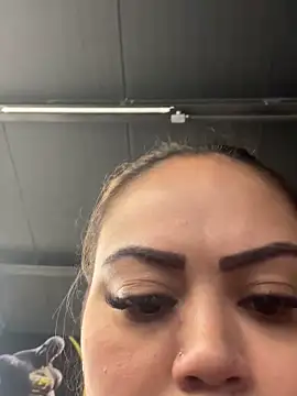 lariic online show from September 8, 6:07 pm