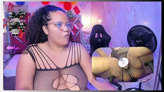 MhiaRey online show from June 20, 1:25 pm