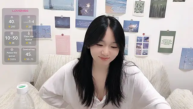 Snapshot of LiLiYbaby chatting on September 10, 6:46 am LiLiYbaby online show from September 10, 6:46 am