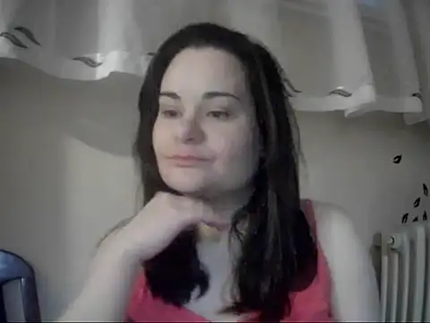 AalinnaK online show from February 12, 3:58 pm