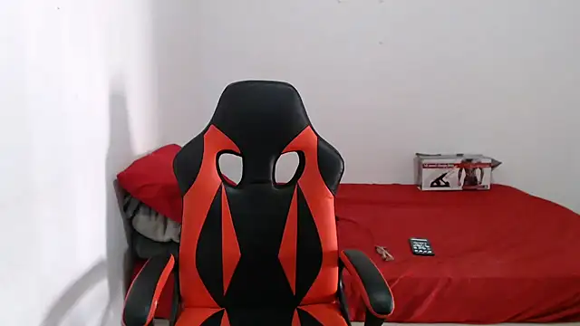 madelyn30 online show from February 5, 1:14 pm