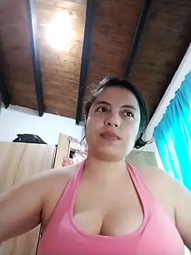 lisseth online show from April 28, 7:18 pm