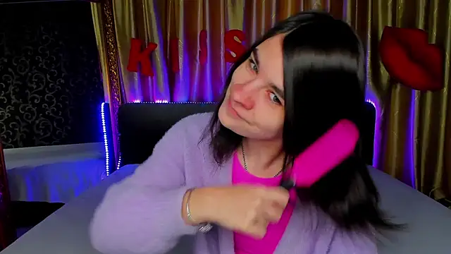  Polly Love  online show from February 8, 7:12 am