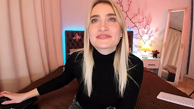 KateOwyns online show from March 19, 2:32 pm