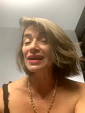 Snapshot of Liloo8923 chatting on October 7, 2:16 am Liloo8923 online show from October 7, 2:16 am