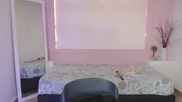 IvyBliss8 online show from March 28, 8:36 am