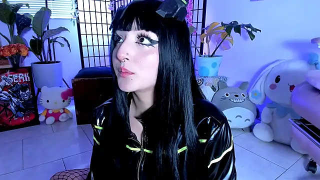 julyana  online show from November 14, 3:56 pm