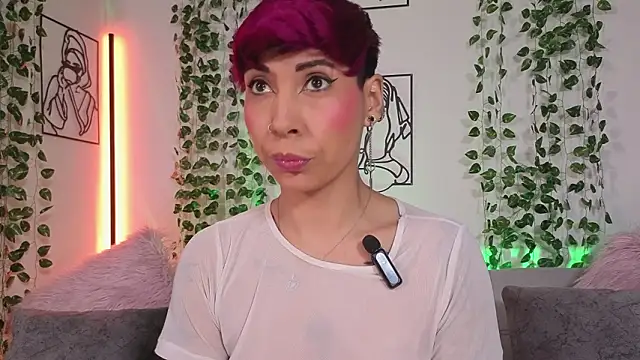 MiaMorgan  online show from March 28, 3:00 pm