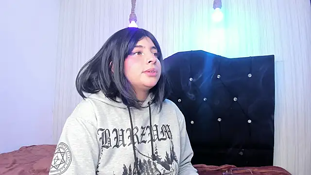 miku katsuragi online show from March 6, 4:51 am