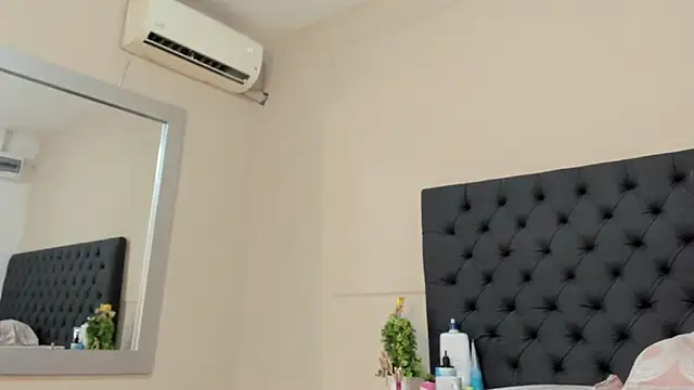  candy jade  online show from April 15, 12:49 pm