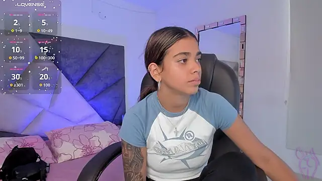 GiaFu online show from March 26, 6:42 pm