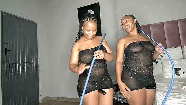 Pearl 00 online show from October 3, 12:38 am