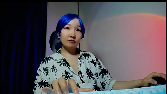 himeros goddess online show from September 28, 11:32 pm