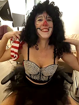 SexyLayla1 online show from February 17, 3:55 pm